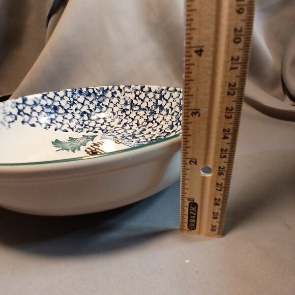 Folkcraft Cabin in the Snow Tienshan 2 Serving Bowls 9" Vintage Spongeware - Picture 10 of 10